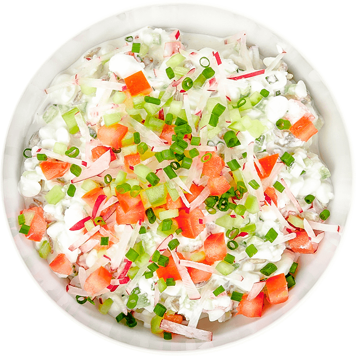 Cottage cheese with tomato, cucumber, radish and chives