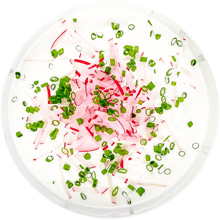 Cottage cheese with radish and chives